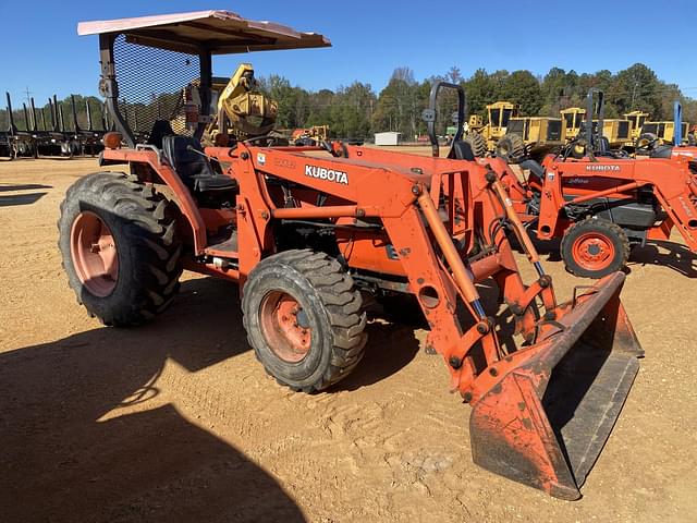 Image of Kubota MX5000 equipment image 3