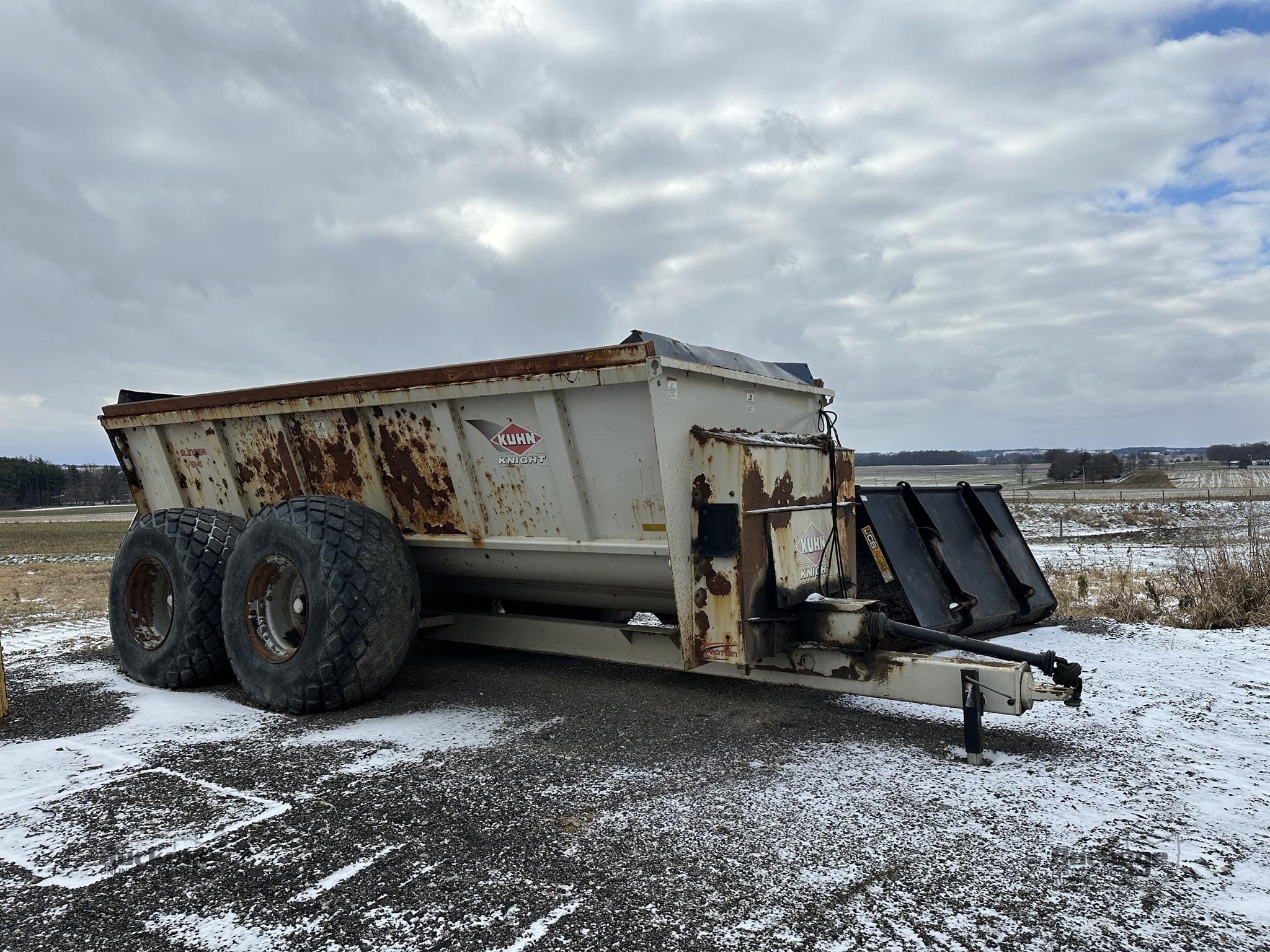 2002 Kuhn Knight 8141 Equipment Image0