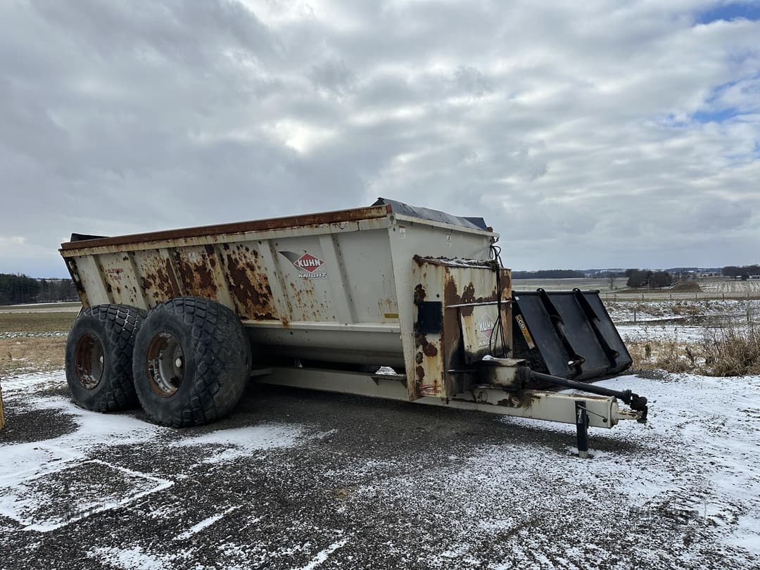 Image of Kuhn Knight 8141 Primary image