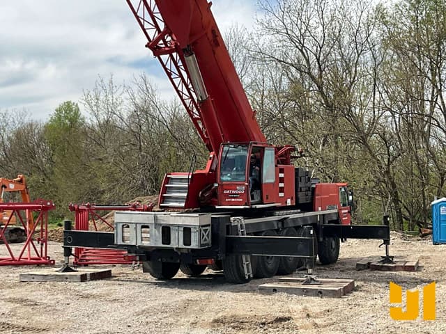 Image of Liebherr LTM1100-2 equipment image 4