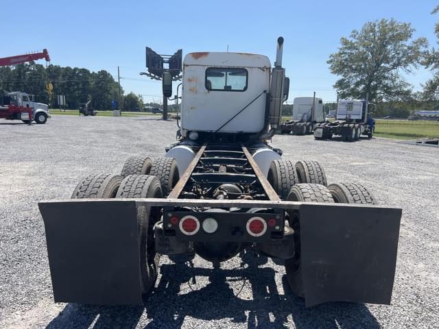 Image of Mack CX613 equipment image 3