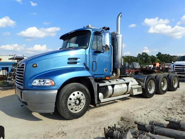Image of Mack CX613 equipment image 3