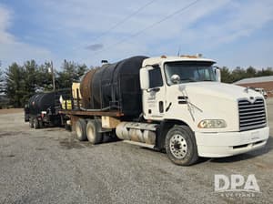 2002 Mack CX613 Image