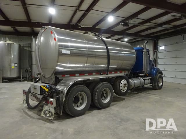 Image of Mack Granite equipment image 3