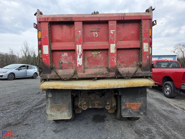 Image of Mack RD690S equipment image 3