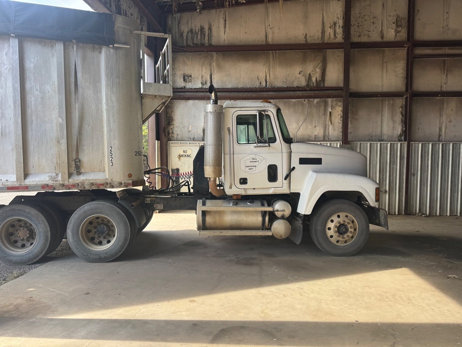 2002 Mack CH Equipment Image0