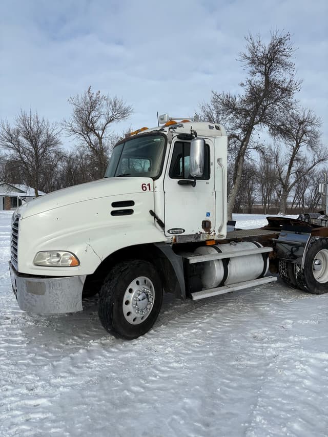 Image of Mack Vision CX613 equipment image 1