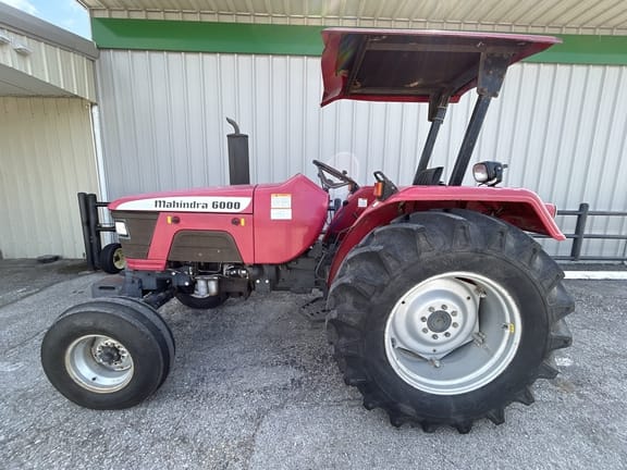 Main image Mahindra 6000