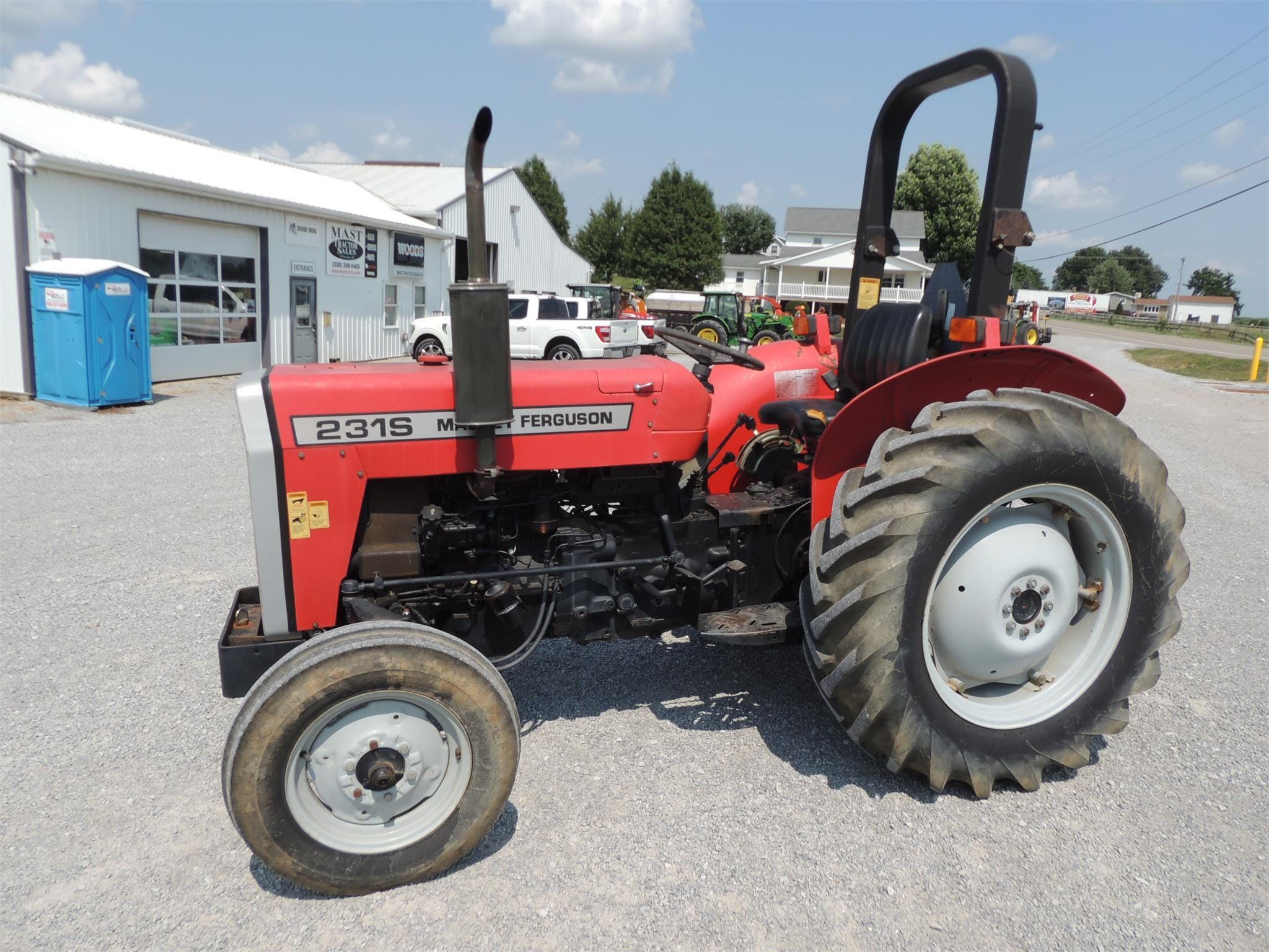 2002 Massey Ferguson 231S Equipment Image0
