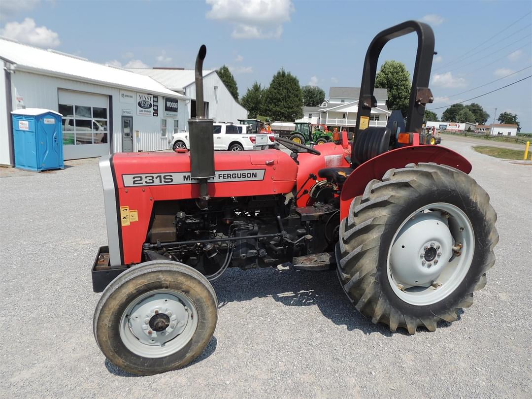 Image of Massey Ferguson 231S Primary image