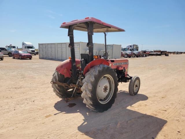 Image of Massey Ferguson 231S equipment image 4