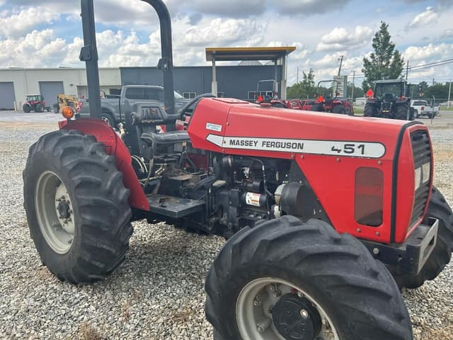 Image of Massey Ferguson 451 equipment image 1