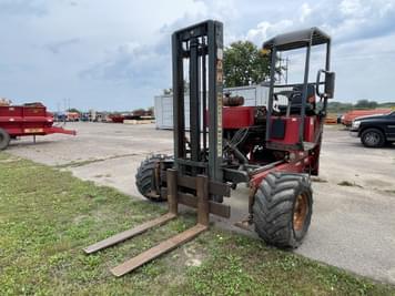 Main image Moffett M5000