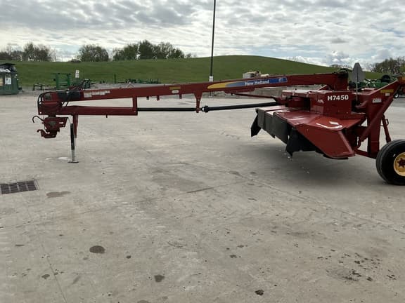 Image of New Holland 1431 equipment image 2