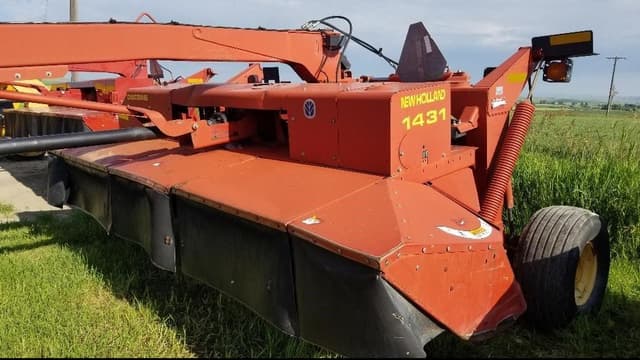 Image of New Holland 1431 equipment image 1