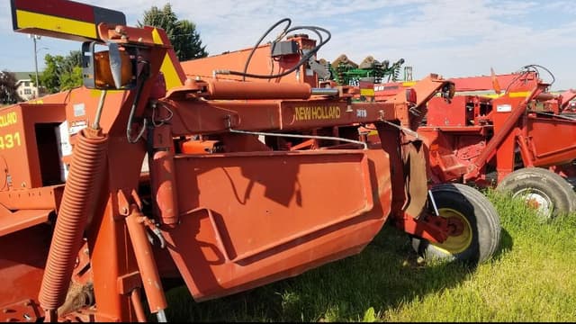 Image of New Holland 1431 equipment image 2