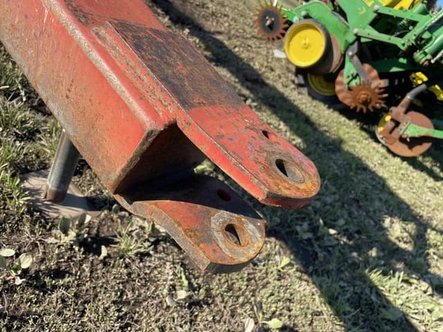 Image of New Holland 1431 equipment image 3