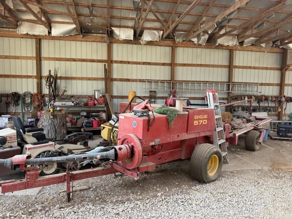 Image of New Holland 570 Image 0