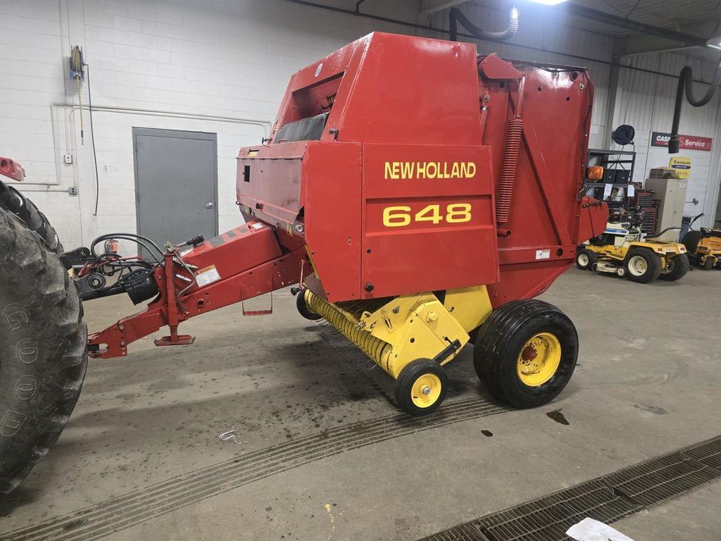 Image of New Holland 648 Primary image