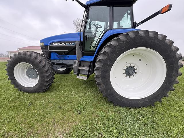 Image of New Holland 8970A equipment image 1