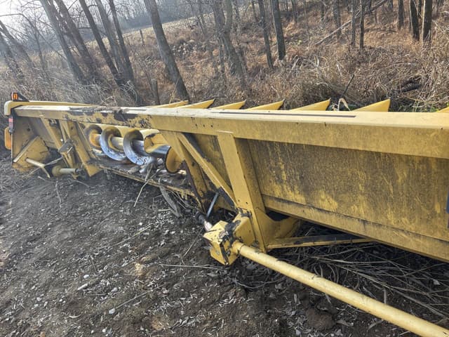 Image of New Holland 96C equipment image 2