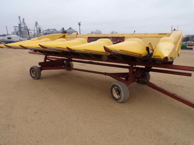 Image of New Holland 96C equipment image 2