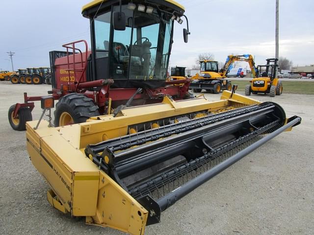 Image of New Holland HW300 equipment image 2