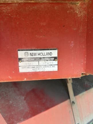 Image of New Holland HW320 equipment image 3