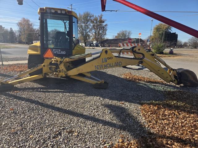 Image of New Holland LB90 equipment image 1