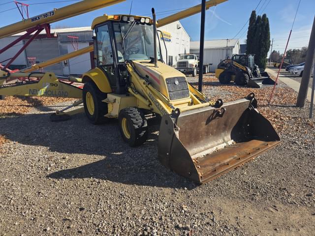 Image of New Holland LB90 equipment image 4