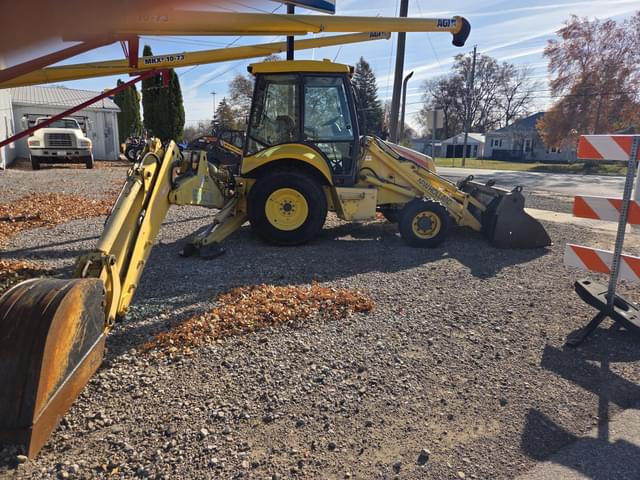 Image of New Holland LB90 equipment image 3