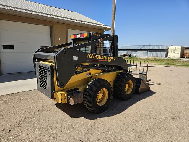 Image of New Holland LS180 equipment image 3