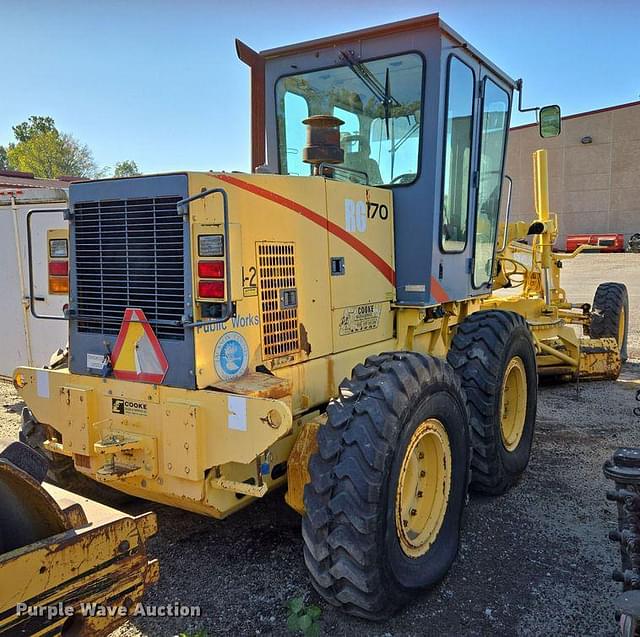 Image of New Holland RG170 equipment image 4