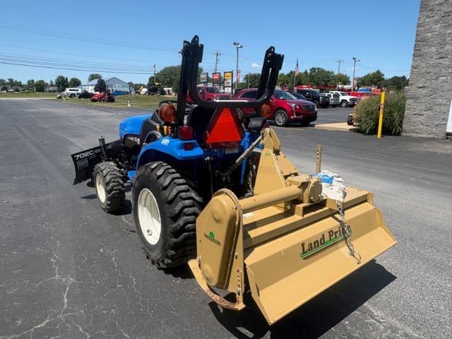Image of New Holland TC18 equipment image 3