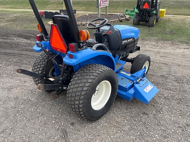 Image of New Holland TC24D equipment image 4