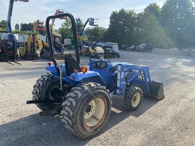 Image of New Holland TC30 equipment image 2