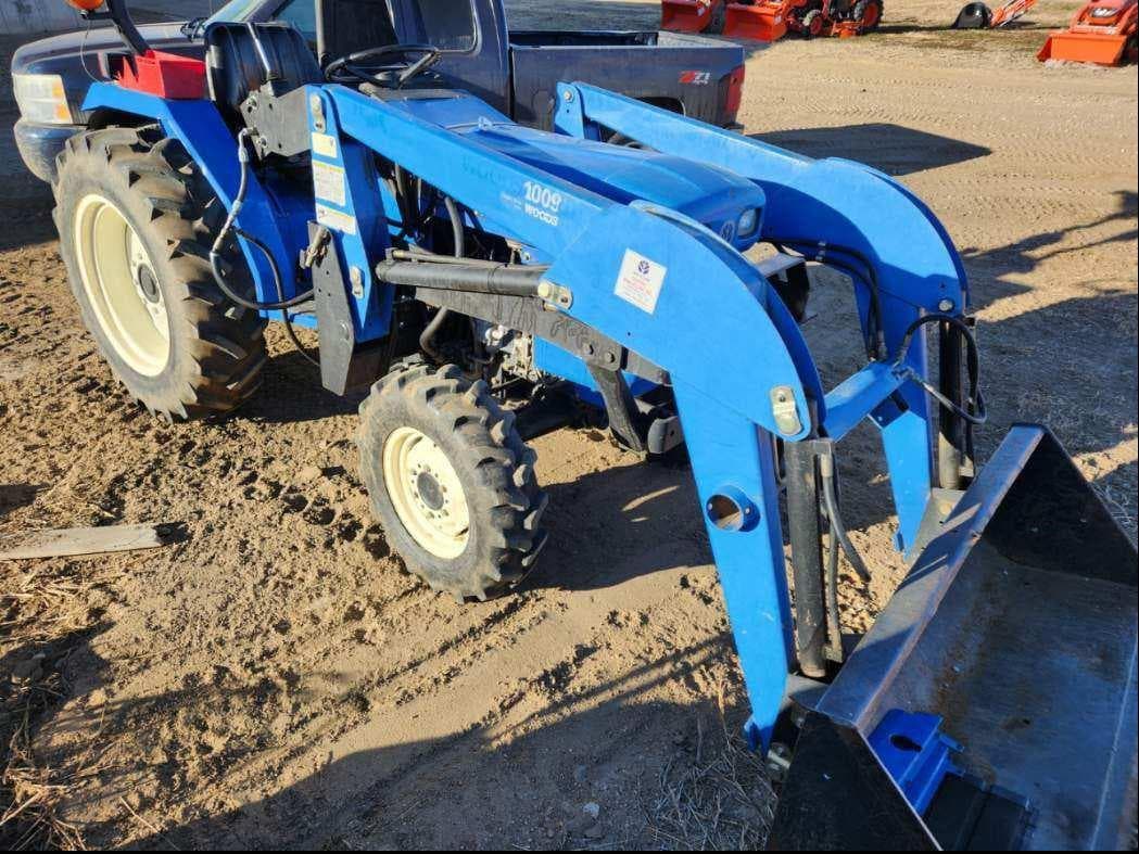 Image of New Holland TC30 Image 1