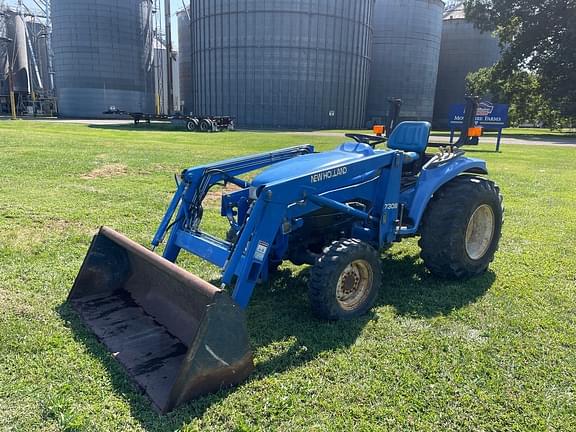 Image of New Holland TC33 equipment image 1