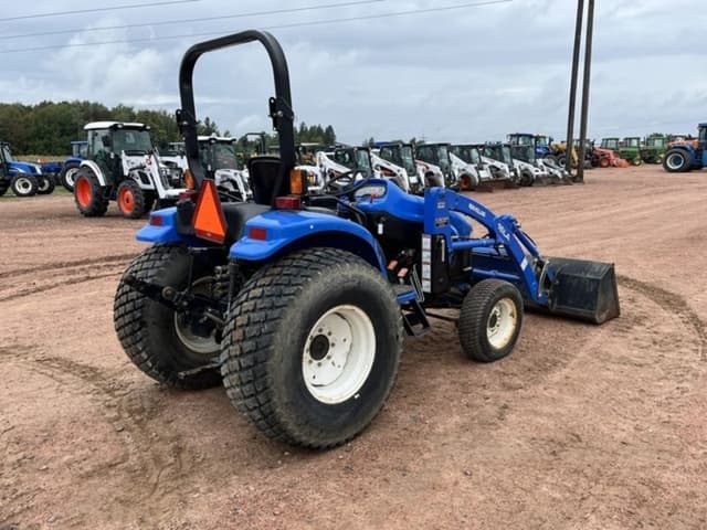 Image of New Holland TC35D equipment image 4