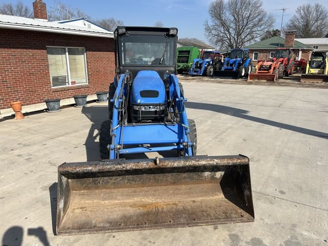 Image of New Holland TC45D equipment image 1