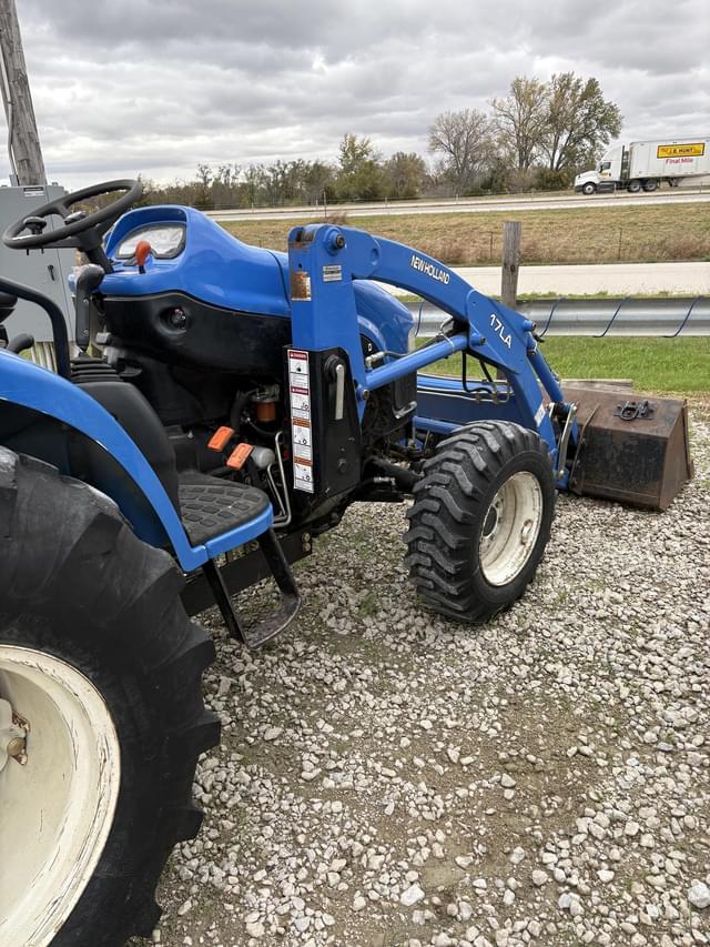Image of New Holland TC45D equipment image 3
