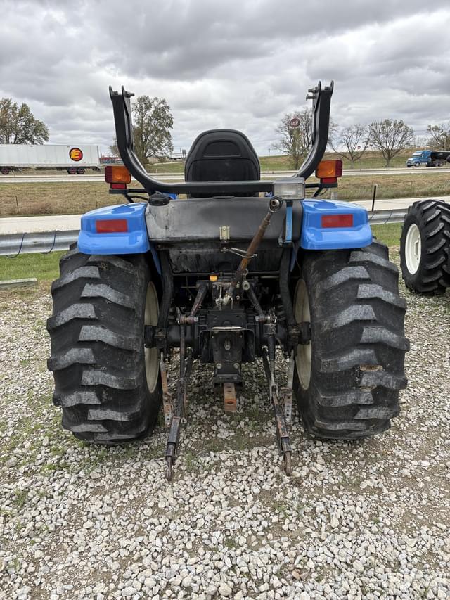 Image of New Holland TC45D equipment image 2