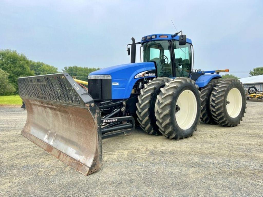 Image of New Holland TJ325 Primary image