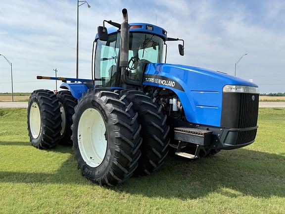 Image of New Holland TJ325 Primary image
