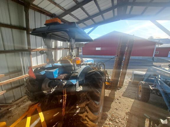 Image of New Holland TN65S equipment image 4
