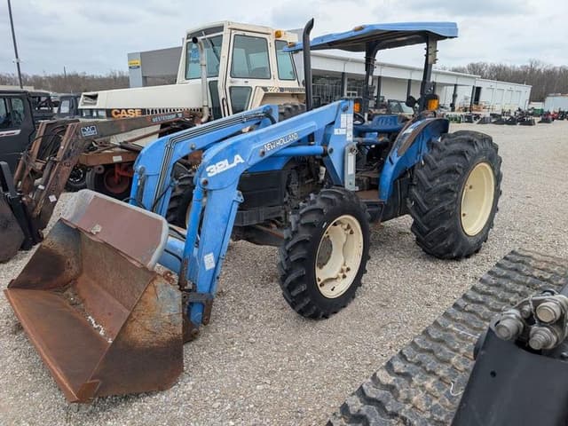 Image of New Holland TN70 equipment image 2