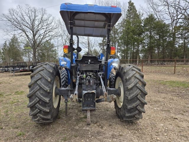 Image of New Holland TN70 equipment image 2