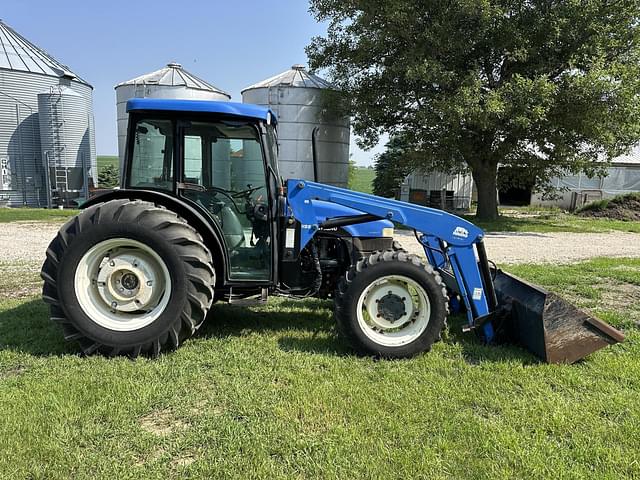 Image of New Holland TN75S equipment image 3