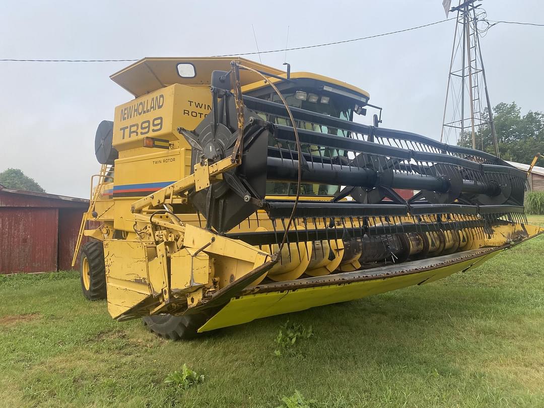 Image of New Holland TR99 Primary image