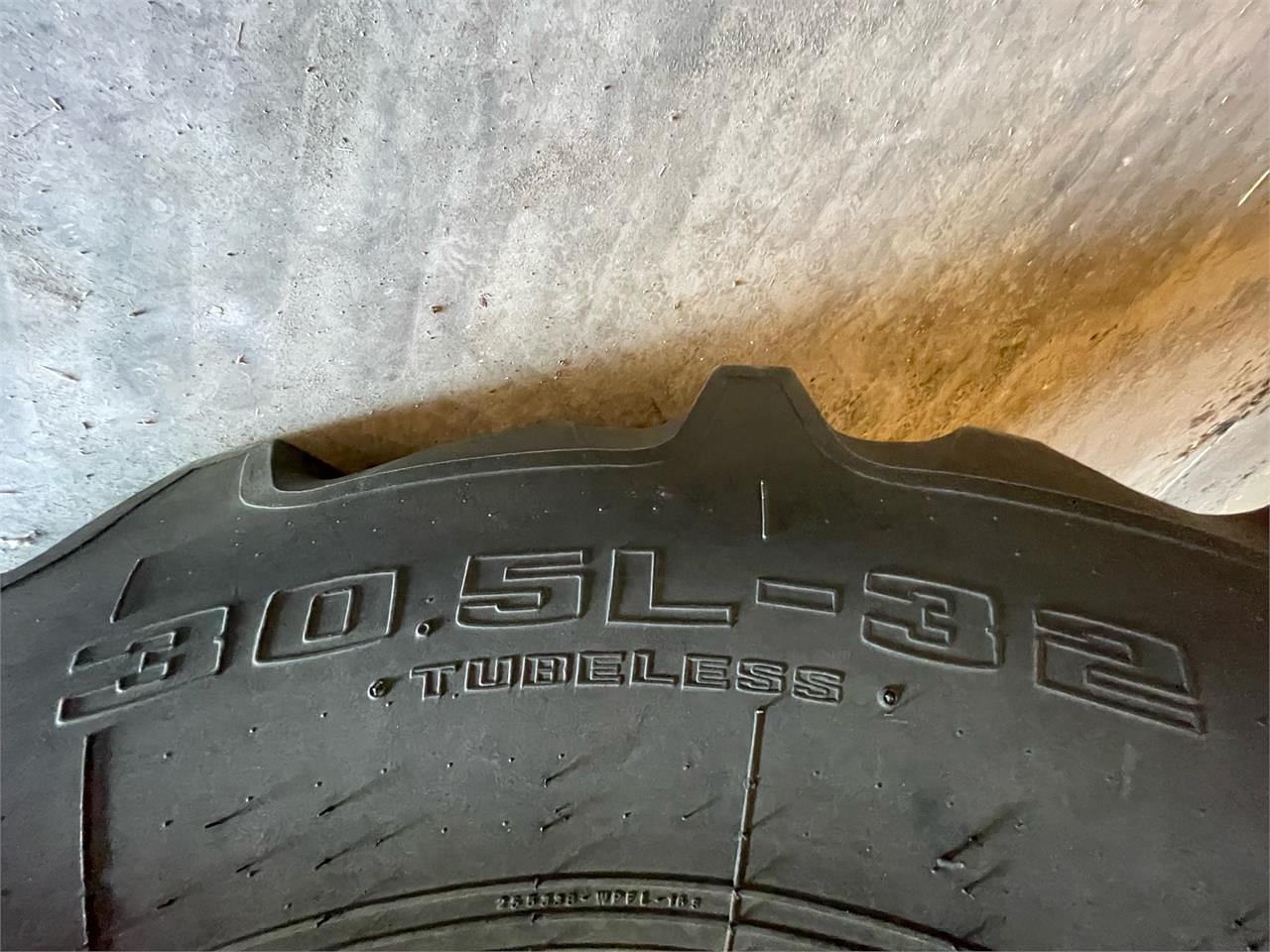 Main image New Holland TR99 8